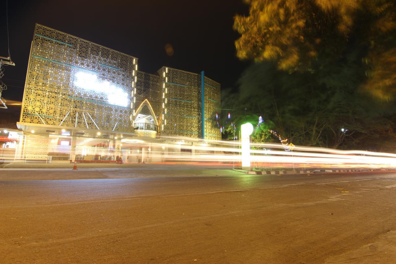 Grand Amira Hotel Solo, Azana Hotels Collection Exteriér fotografie